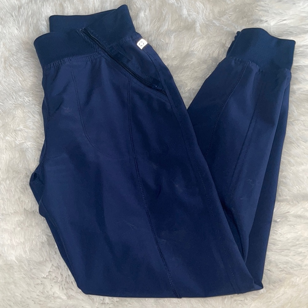 Jogger scrubs